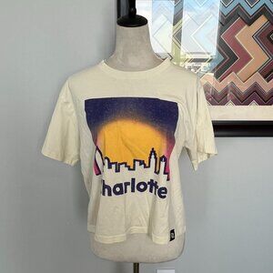 704 Shop Cream Cropped Skyline T-shirt S